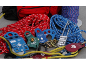 Vybavení pro hasiče, oděvy, obuv, ochranné prostředky, hadice, výstroj a více najdete na eshopu