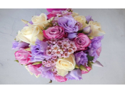 Gratulační, svatební nebo smuteční kytice a květinové vazby včetně donášky až k Vám domů
