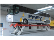 Plošinový zvedák SKYLIFT 2021 užitkových vozidel - zvedání nákladních automobilů a autobusů
