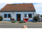 Večerní posezení ve vinařském dvoře s cimbálem a víny z Vinařství Fuzgrunty