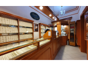 Zlatnictví a klenotnictví – prodej šperků ze žlutého a bílého zlata českých i zahraničních značek