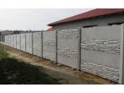 Betonové ploty a oplocení – celobetonové, s výplní ze dřeva nebo kovu