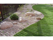 Kačírky – směs omílaného kameniva s různou frakcí a barevností k dekoraci na zahradách