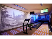 Vodní radovánky v Aquacentru a aktivní odpočinek na bowlingu