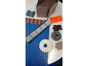 Modulární pásy a příslušenství – plastové moduly poháněné ozubenými koly