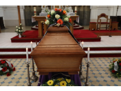 Pohřební ústav Kroměříž zajistí pohřeb v kostele v okolních obcích, městech