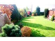 Údržba zahrad a odborná péče o zeleň v soukromých zahradách i firemních a veřejných objektech