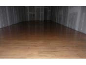 Vinylová podlaha - odolné proti poškrábání, oblíbené pro přirozený dřevěný vzhled, vodoodolné