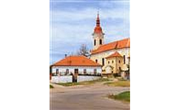Město Hrušovany nad Jevišovkou, kostel sv. Štěpána, sousoší Nejsvětější Trojice