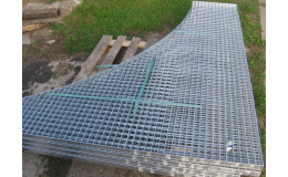 Lisované i svařované ocelové podlahové rošty Třebíč, Vysočina