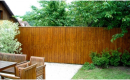 Dřevěné stěny s povrchovou úpravou