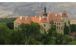 Město Horní Jiřetín, zámek Jezeří, barokní sousoší sv. Jiří