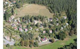 Obec Věžná v okrese Žďár nad Sázavou, rekreační oblast s chatami