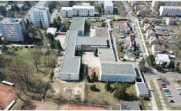 Základní škola, Hradec Králové - Pouchov, bezbariérový přístup