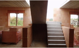 Prefabrikovaná schodiště s hladkým povrchem
