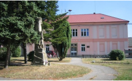 Základní škola a Mateřská škola, Lovčice, okres Hradec Králové