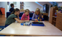 Školní klub - hraní her a zábava pro větší děti
