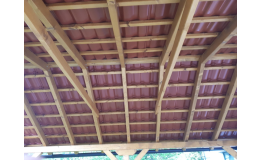 Realizace střech, tesařské, klempířské a pokryvačské práce