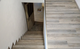vinylové podlahy a schody levně