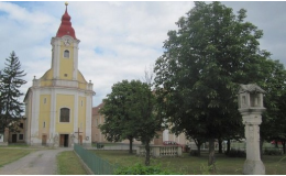 Obec Hevlín, okres Znojmo, kostel Nanebevzetí Panny Marie