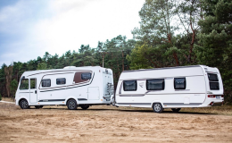 Luxusný obytný automobil pre rodinu 4-5 osôb - prenájom karavanu na dovolenku na Slovensko