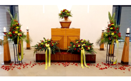 Pohřební věnce, kytice a vypichované ikebany Opava