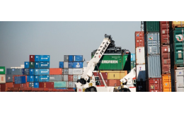 Ocelové námořní kontejnery 20‘ a 40‘ problémy se skladováním vyřeší Praha