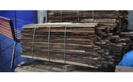 odpadové dřevo - odkory, odřezky dřeva