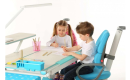 Dobré sedenie, ako by deti mali správne sedieť - zdravotné stoličky a stoly Amadeus pre deti, Česká republika