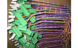 Výroba kabelů a kabelových svazků bez limitu minimálního množství