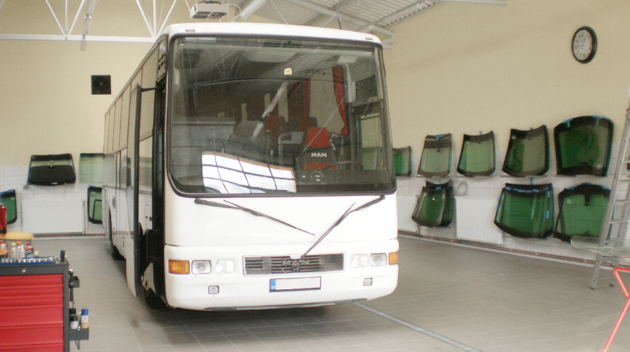 AMT AUTO-SKLA s.r.o. Autoskla Liberec - prodej a montáž