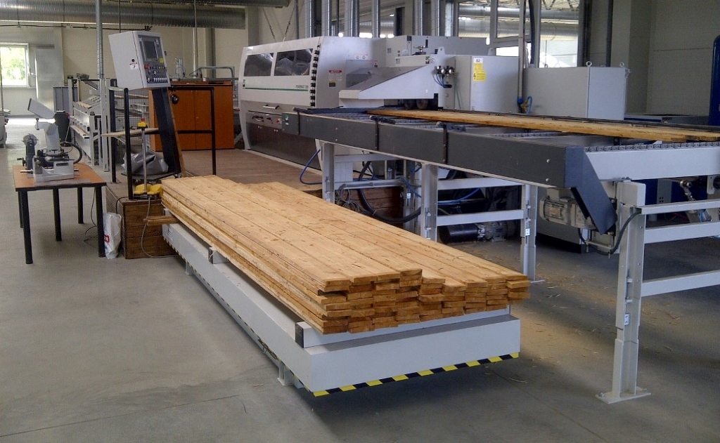 Dodávka a montáž dřevoobráběcích strojů