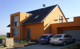 Stavební firma - výstavba rodinných domů na klíč Znojmo, Třebíč