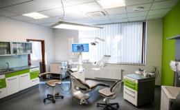 Dentální hygiena a bělení zubů Brno