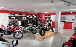 Motocykly, elektrické skútry a čtyřkolky Honda Břeclav