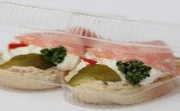 Výrobky studené kuchyně - obložené bagety, saláty Znojmo