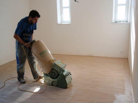 Pokládka podlahových krytin, renovace podlah
