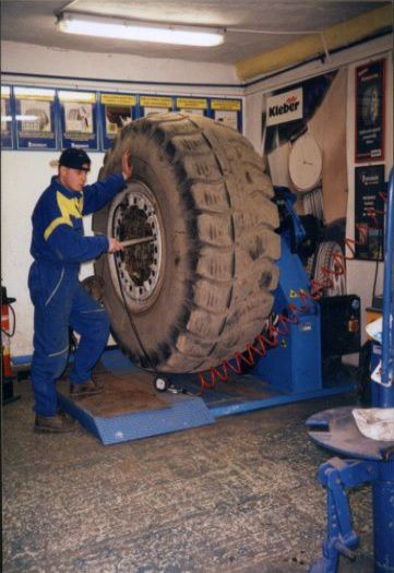 Výměna, opravy pneumatik nákladních vozidel