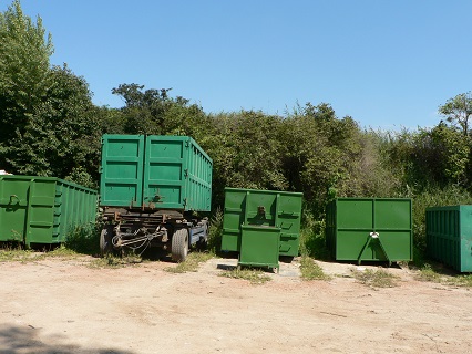 Pronájem kontejnerů pro komunální odpad, sypké materiály
