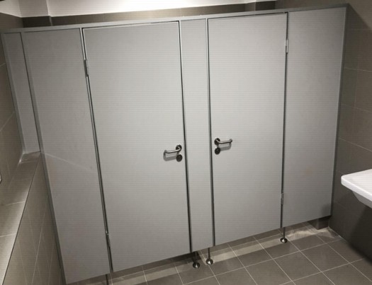 Sanitární WC příčky pro větší objekty