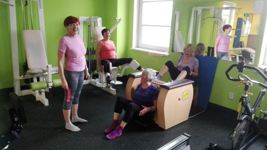 Cvičení seniorů - FIT-KO - centrum sportu a zdraví v Olomouci