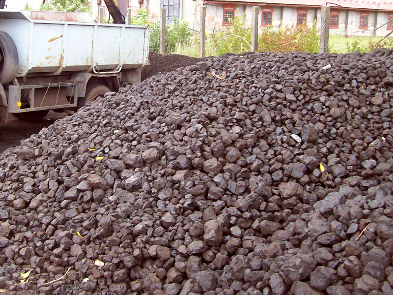 Hnědé uhlí pro levnější vytápění Královéhradecký kraj