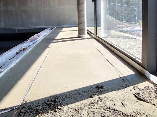 Ekologické betonové podlahy z přírodních materiálů