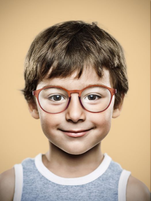 Řešení dětské myopie s brýlovou čočkou MiYOSMART