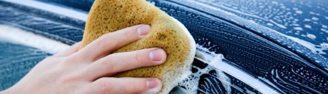 Ruční mytí vozidel a čištění interiérů v Kladně