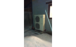 Klimatizace s tepelným čerpadlem pro chlazení i vytápění