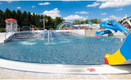 Dětský bazének se skluzavkou, fontánkami, kyblíkovým stromem nebo vodním ježkem