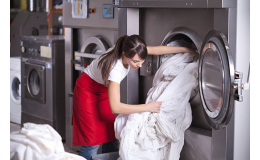 Čisté a voňavé prádlo z profesionální prádelny