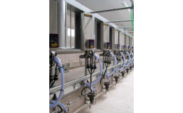 Dojicí technologie, uchování mléka v chladicích nádržích