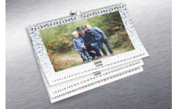 Kalendář na lednici s vlastní fotografií